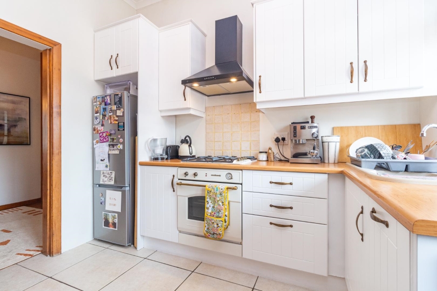 To Let 2 Bedroom Property for Rent in Gardens Western Cape